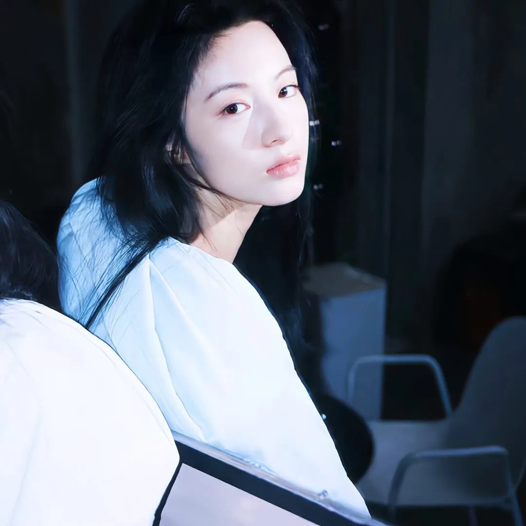 牧蜂姑娘